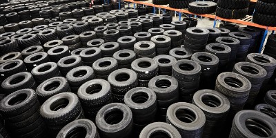 Vrachtwagenbanden bij Heuver: grote voorraad, scherpe prijzen en snelle levering